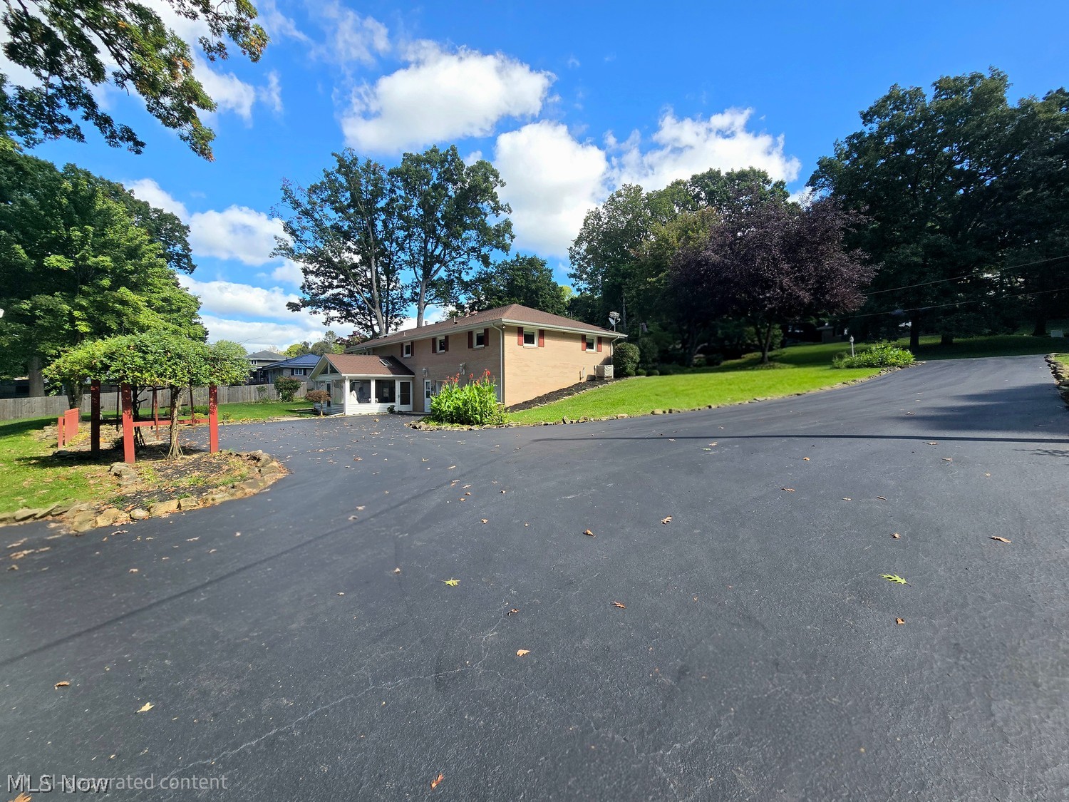 15987 Highland Drive East Liverpool OH 43920