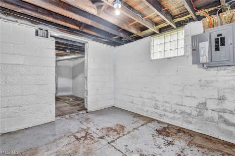 950 Haynes Street Akron OH 44307