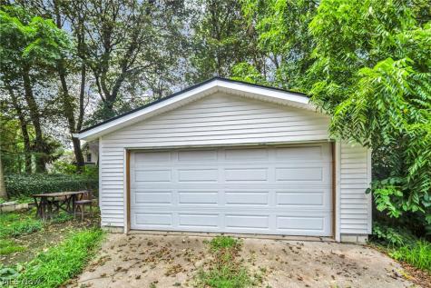 950 Haynes Street Akron OH 44307