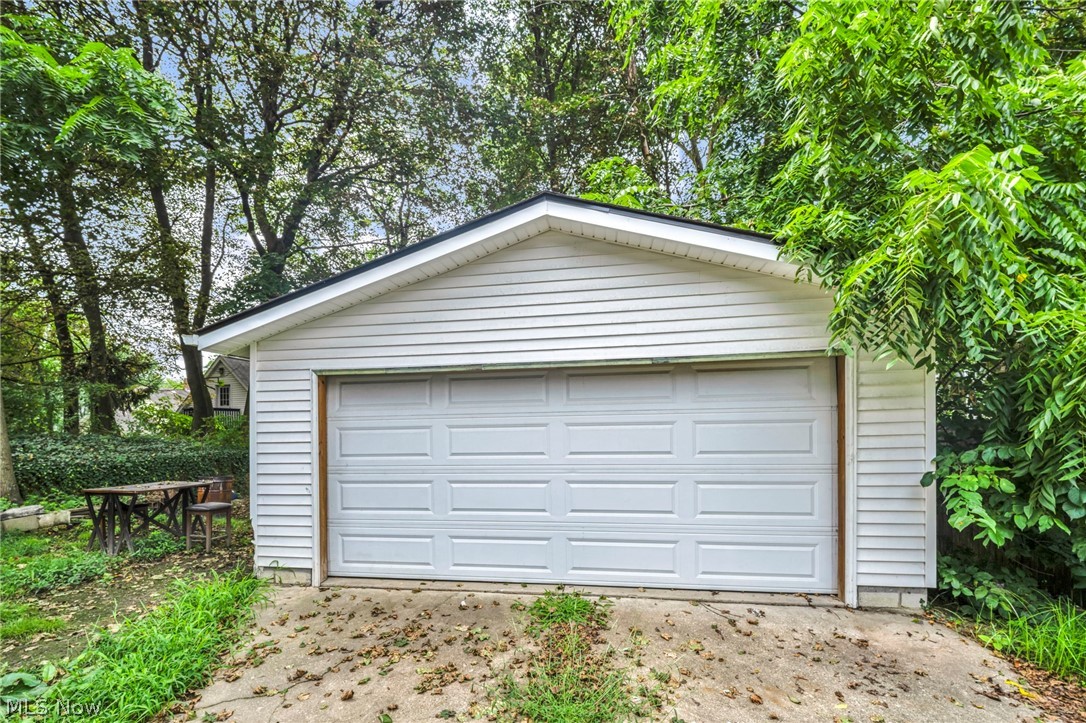 950 Haynes Street Akron OH 44307