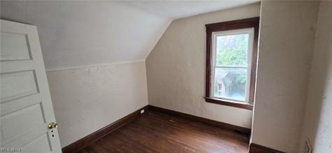 9821 Gambier Avenue Cleveland OH 44102