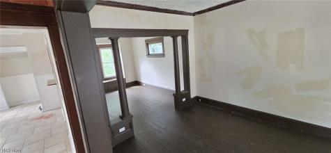 9821 Gambier Avenue Cleveland OH 44102