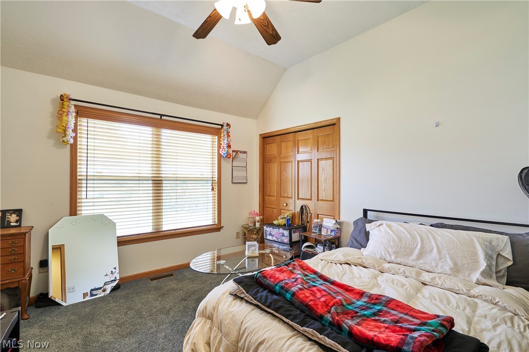 6318 Oak Point Estates Lorain OH 44053