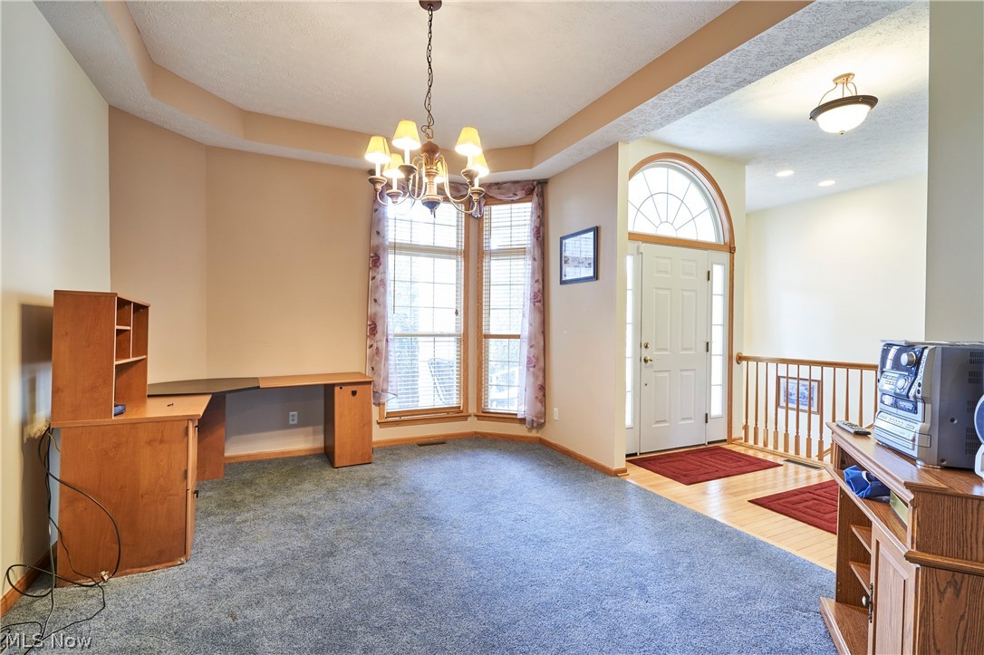 6318 Oak Point Estates Lorain OH 44053