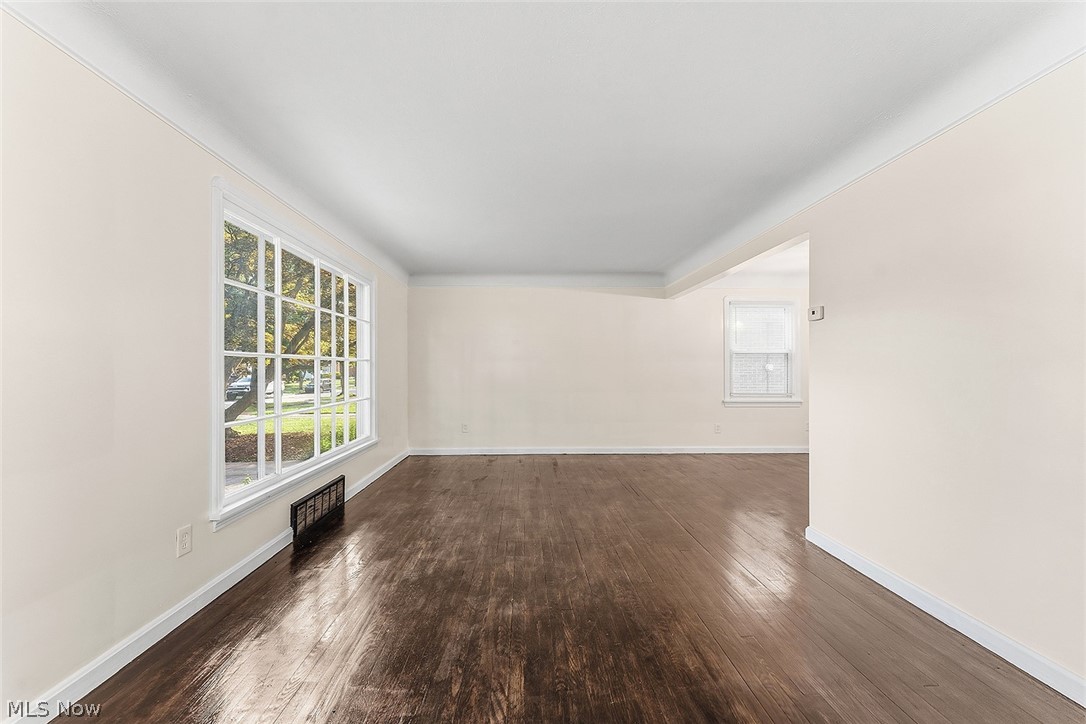 3791 Fairoaks Road South Euclid OH 44121