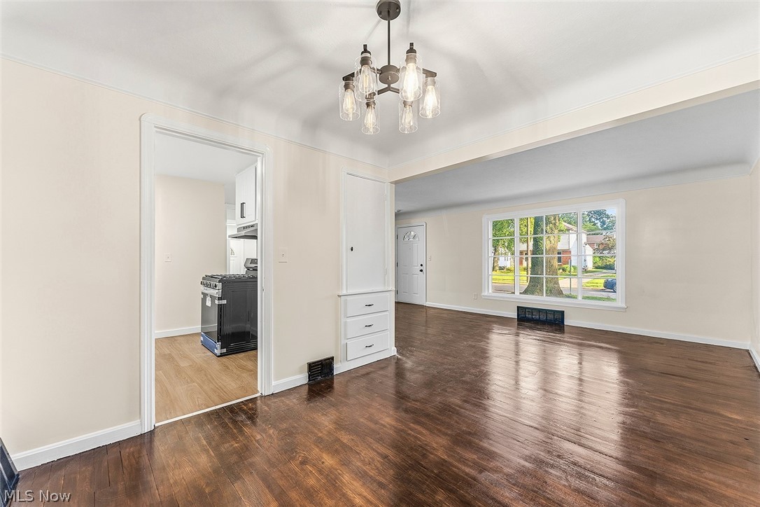 3791 Fairoaks Road South Euclid OH 44121