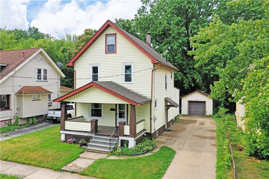 974 Glenwood Street NE Warren OH 44483