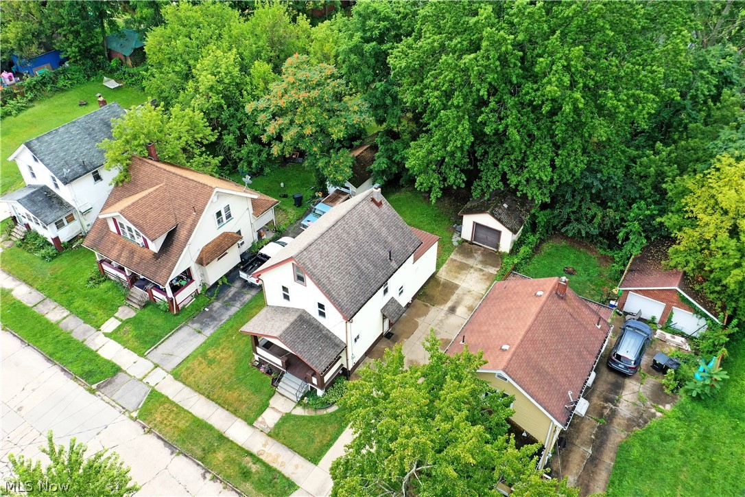 974 Glenwood Street NE Warren OH 44483