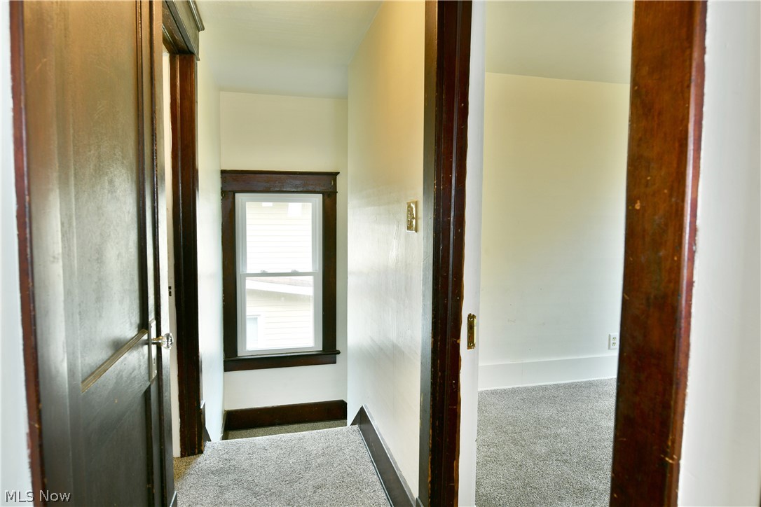 974 Glenwood Street NE Warren OH 44483