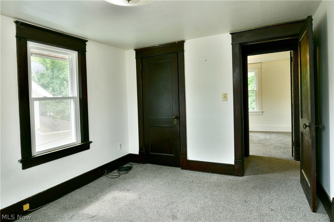 974 Glenwood Street NE Warren OH 44483