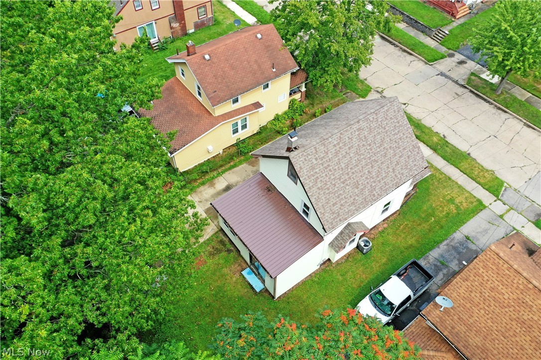 974 Glenwood Street NE Warren OH 44483