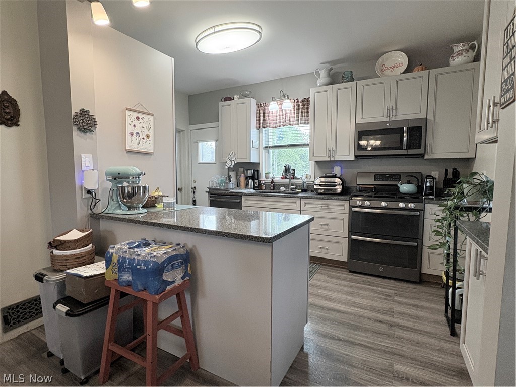 2523 Carso Avenue Ashtabula OH 44004