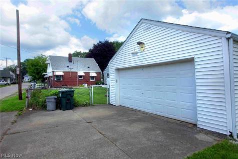 1344 NW 24th Street NW Canton OH 44708