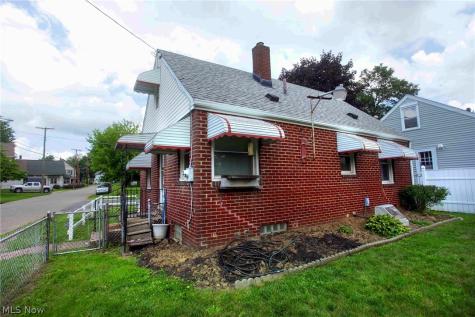 1344 NW 24th Street NW Canton OH 44708