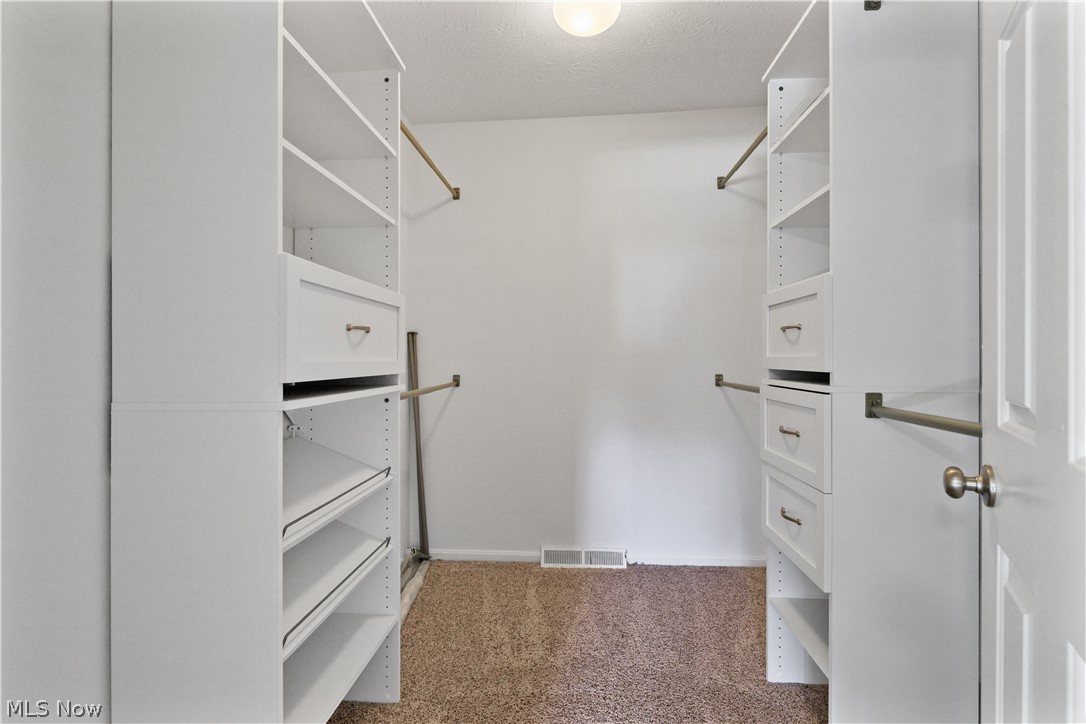 16993 Walnut Creek Drive Strongsville OH 44149