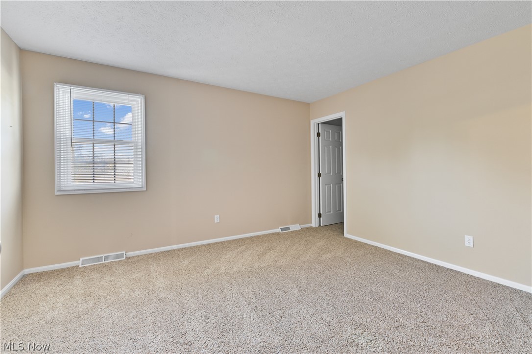 16993 Walnut Creek Drive Strongsville OH 44149