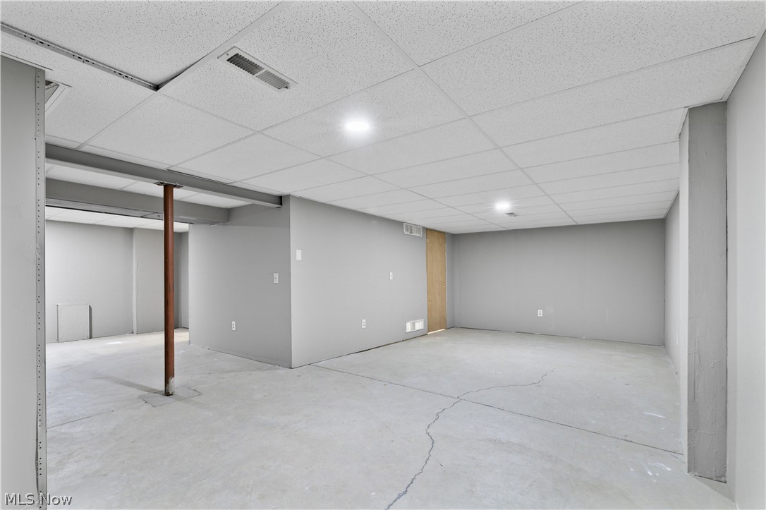 16993 Walnut Creek Drive Strongsville OH 44149