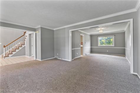 16993 Walnut Creek Drive Strongsville OH 44149
