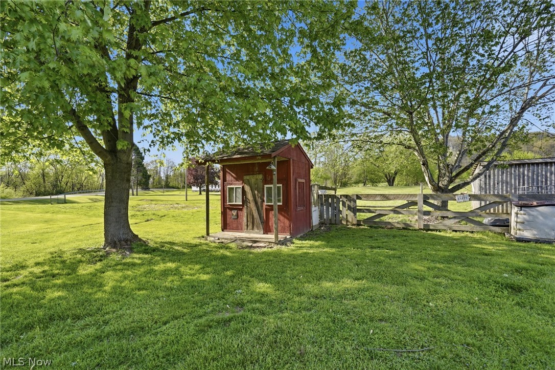 3811 SW State Route 258 Newcomerstown OH 43832