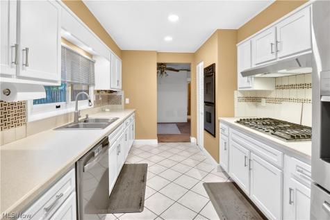 9205 W 130th Street North Royalton OH 44133