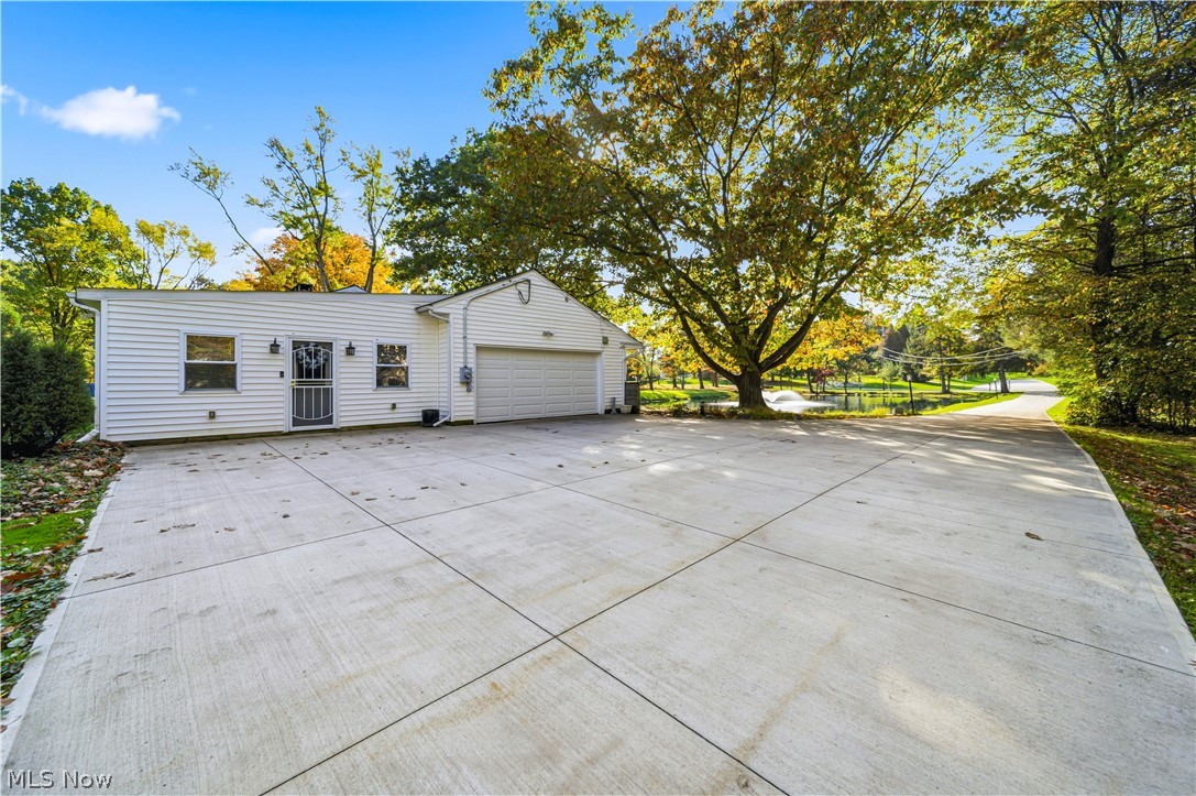 4649 Lander Road Orange Village OH 44022