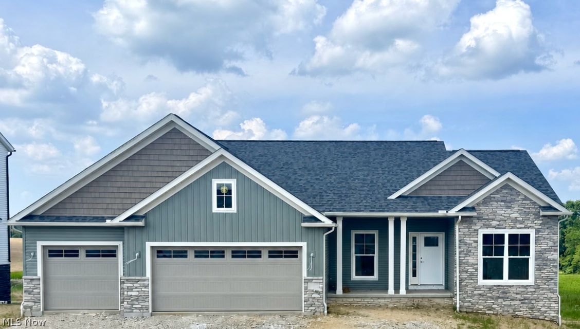 2301 Ledgestone Drive NW Uniontown OH 44685
