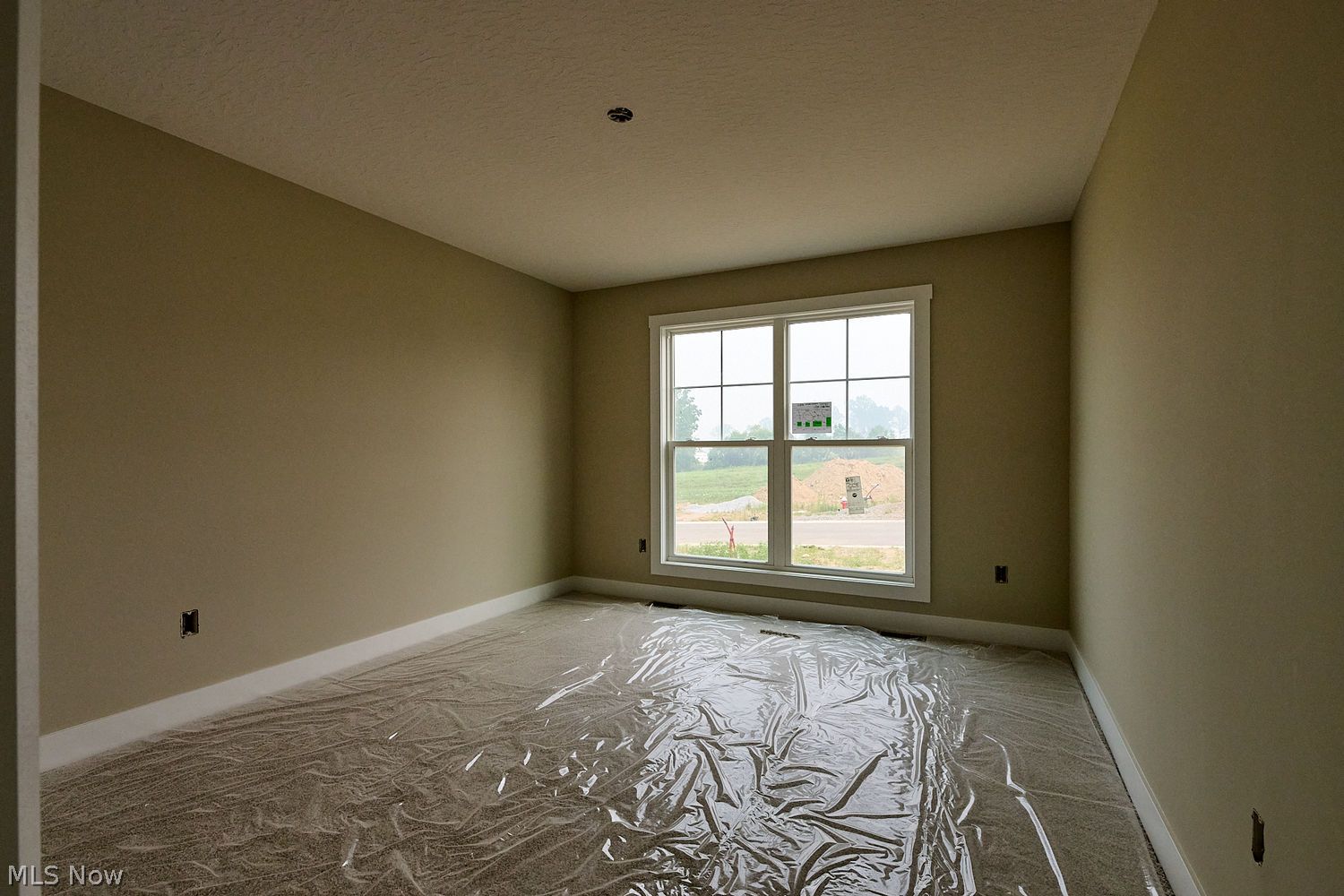 2301 Ledgestone Drive NW Uniontown OH 44685