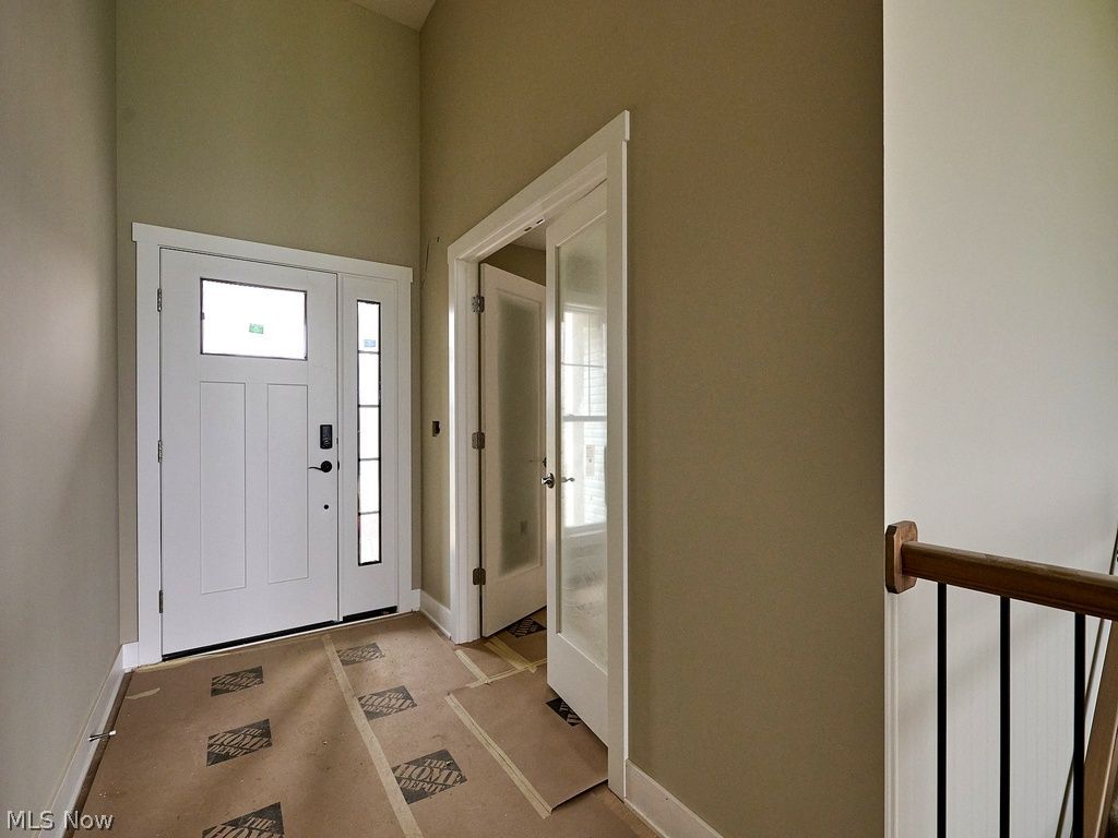 2301 Ledgestone Drive NW Uniontown OH 44685