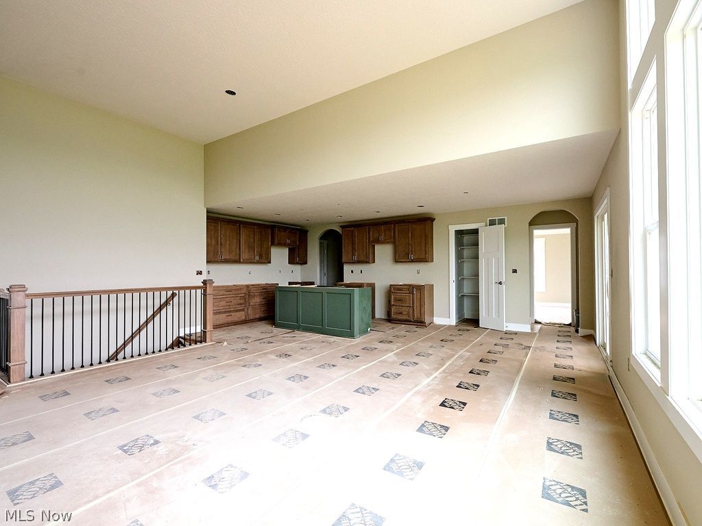 2301 Ledgestone Drive NW Uniontown OH 44685