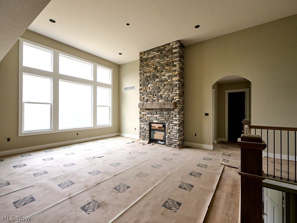 2301 Ledgestone Drive NW Uniontown OH 44685