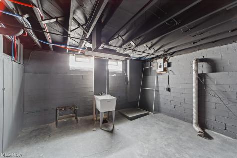 14216 Adrian Avenue Cleveland OH 44111