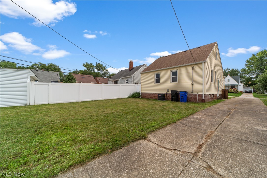 14216 Adrian Avenue Cleveland OH 44111