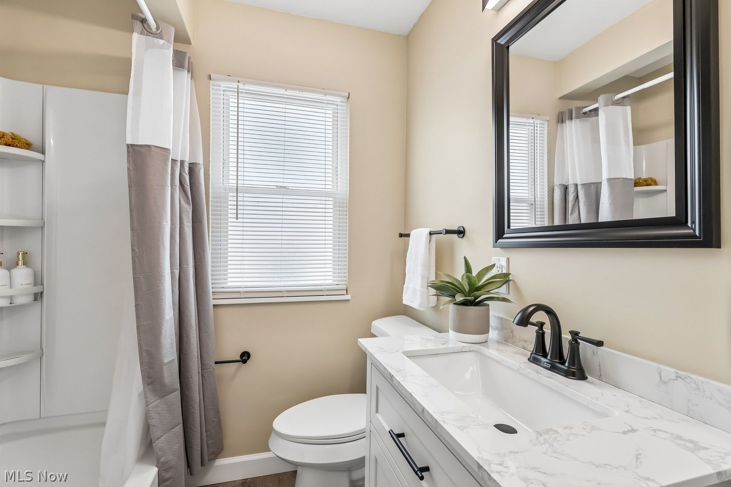 346 E 211th Street Euclid OH 44123