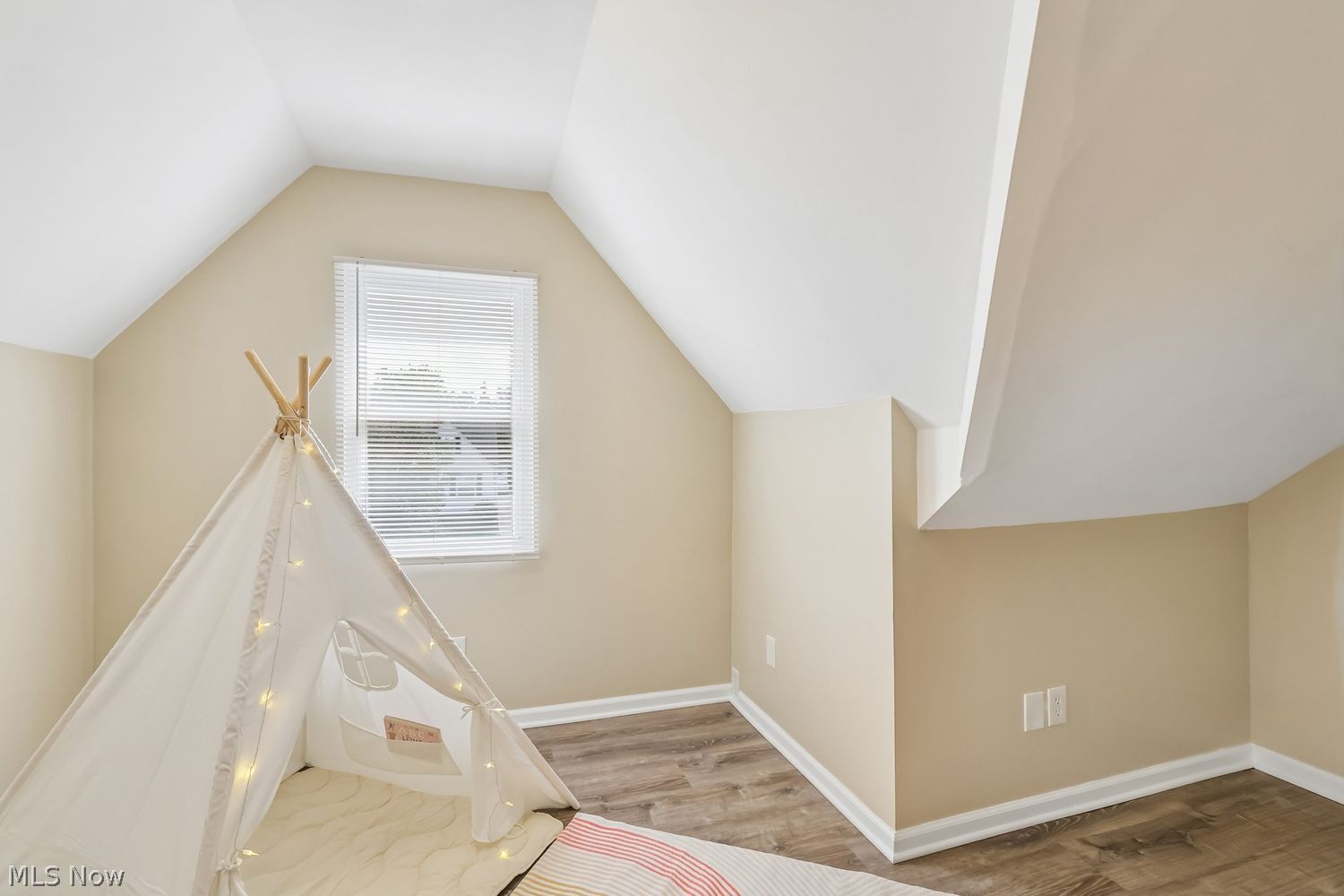 346 E 211th Street Euclid OH 44123