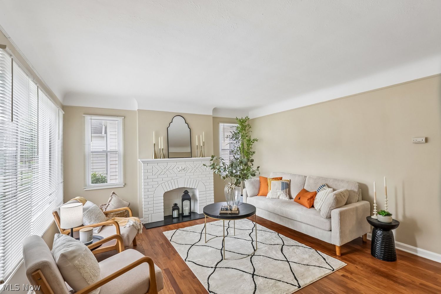 346 E 211th Street Euclid OH 44123