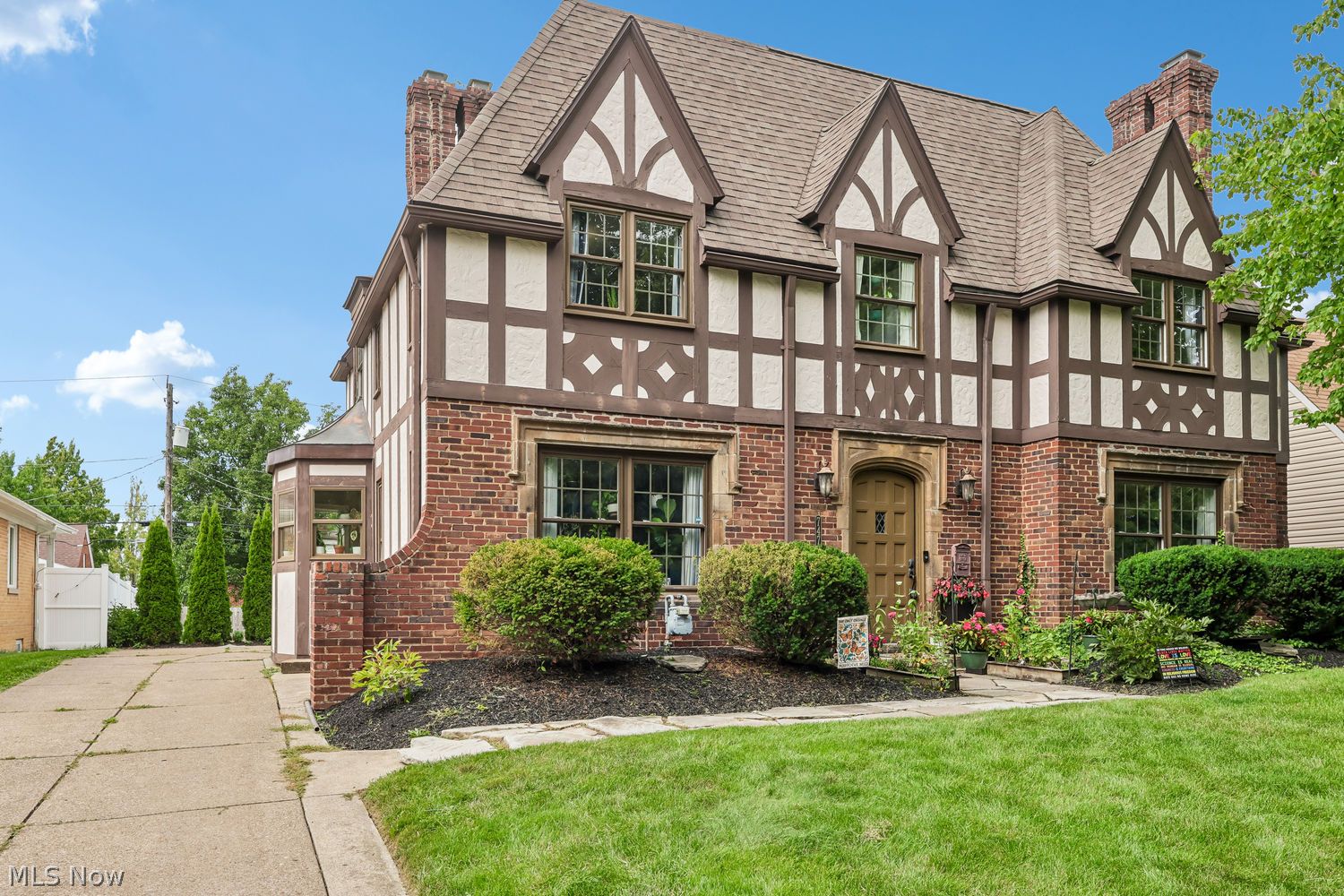 7478 Briarcliff Parkway Middleburg Heights OH 44130
