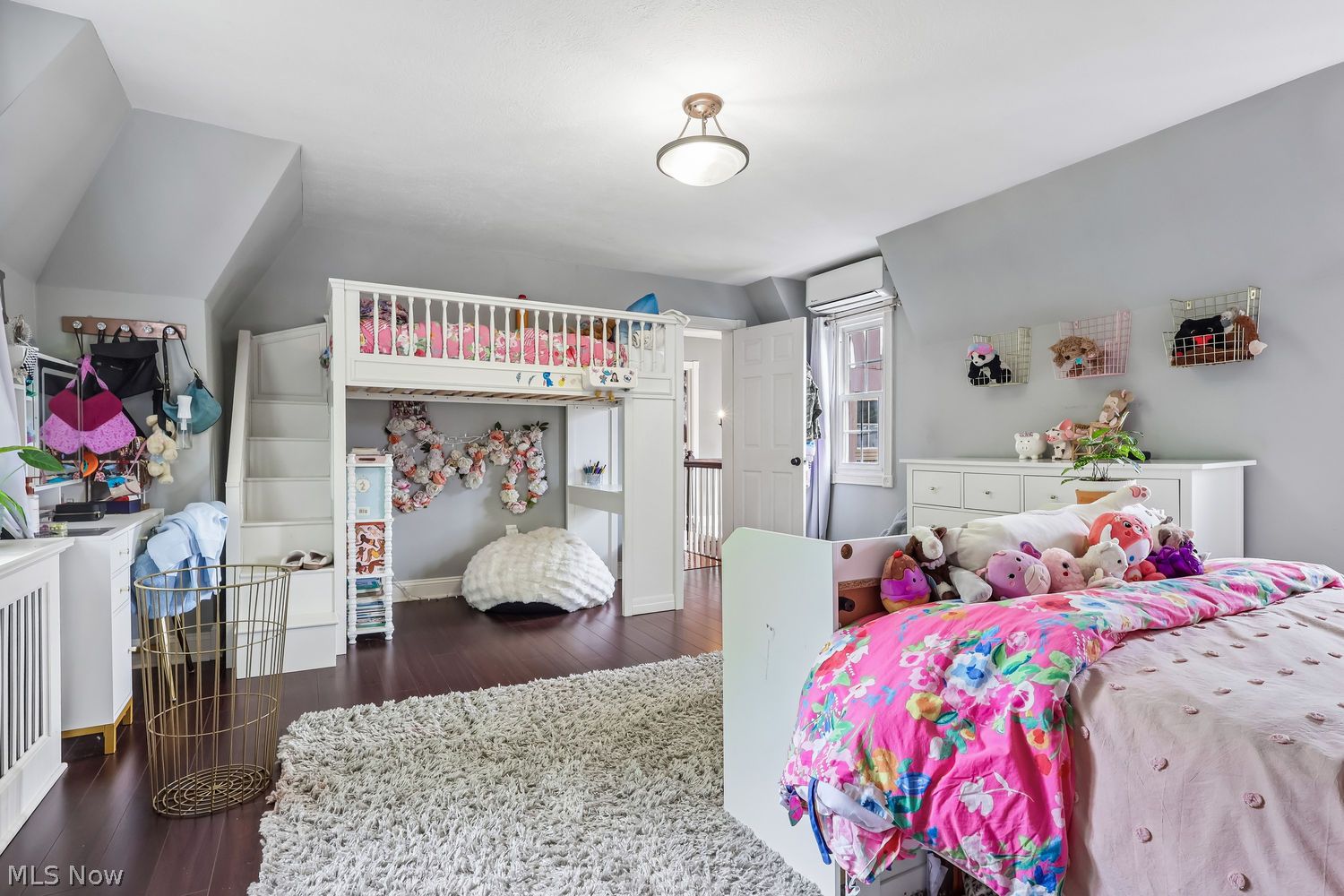 7478 Briarcliff Parkway Middleburg Heights OH 44130