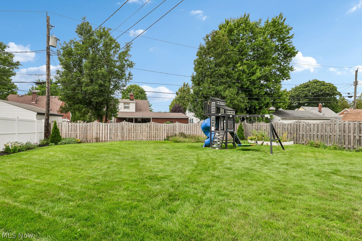 7478 Briarcliff Parkway Middleburg Heights OH 44130