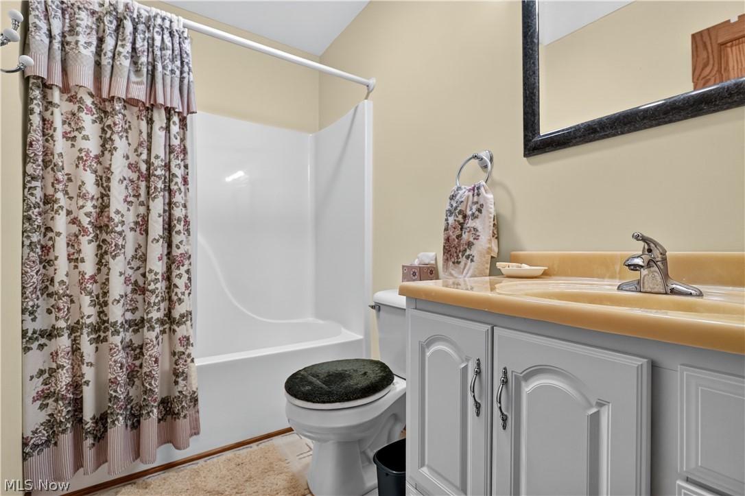 341 W Cedar Street Jefferson OH 44047