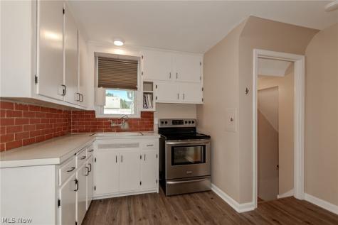 1364 Clearview Road Lyndhurst OH 44124