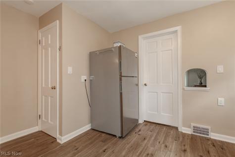 1364 Clearview Road Lyndhurst OH 44124