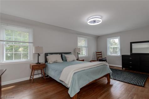 1364 Clearview Road Lyndhurst OH 44124