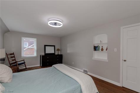 1364 Clearview Road Lyndhurst OH 44124