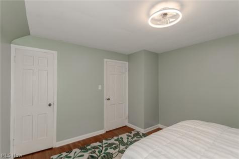 1364 Clearview Road Lyndhurst OH 44124