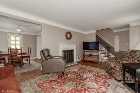 1364 Clearview Road Lyndhurst OH 44124