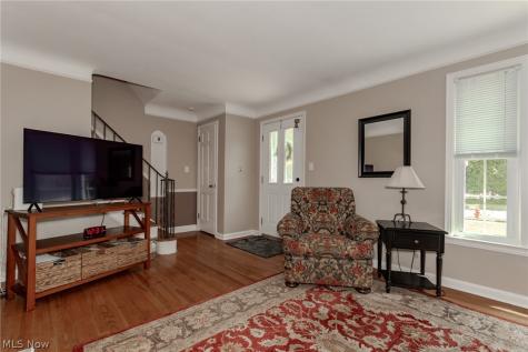 1364 Clearview Road Lyndhurst OH 44124