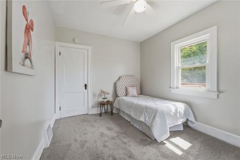 1916 29th Street NW Canton OH 44709