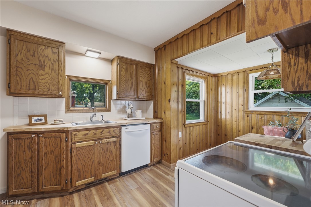 1916 29th Street NW Canton OH 44709