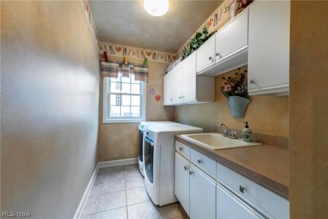6315 Williams Drive Broadview Heights OH 44147