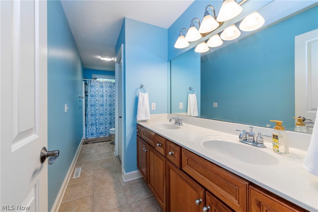 6315 Williams Drive Broadview Heights OH 44147